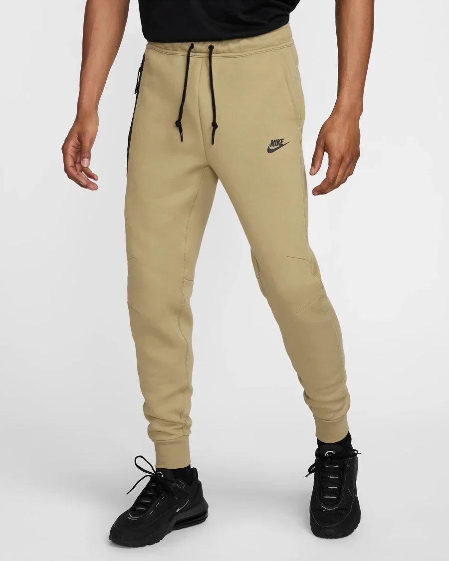 Nike Tech Fleece- Neutral Olive