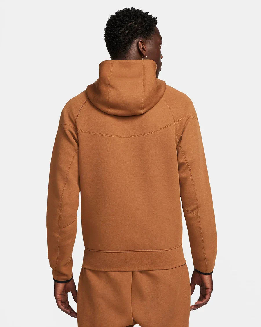 Nike Tech Fleece-Brown