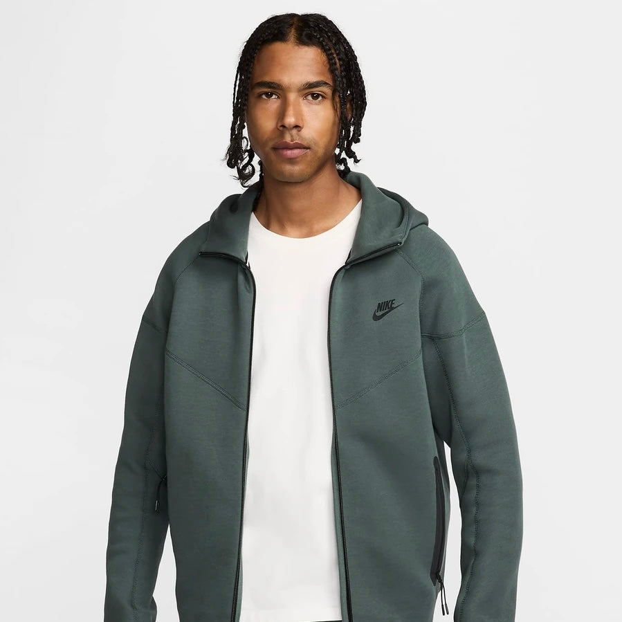 Nike Tech Fleece- Vintage Green